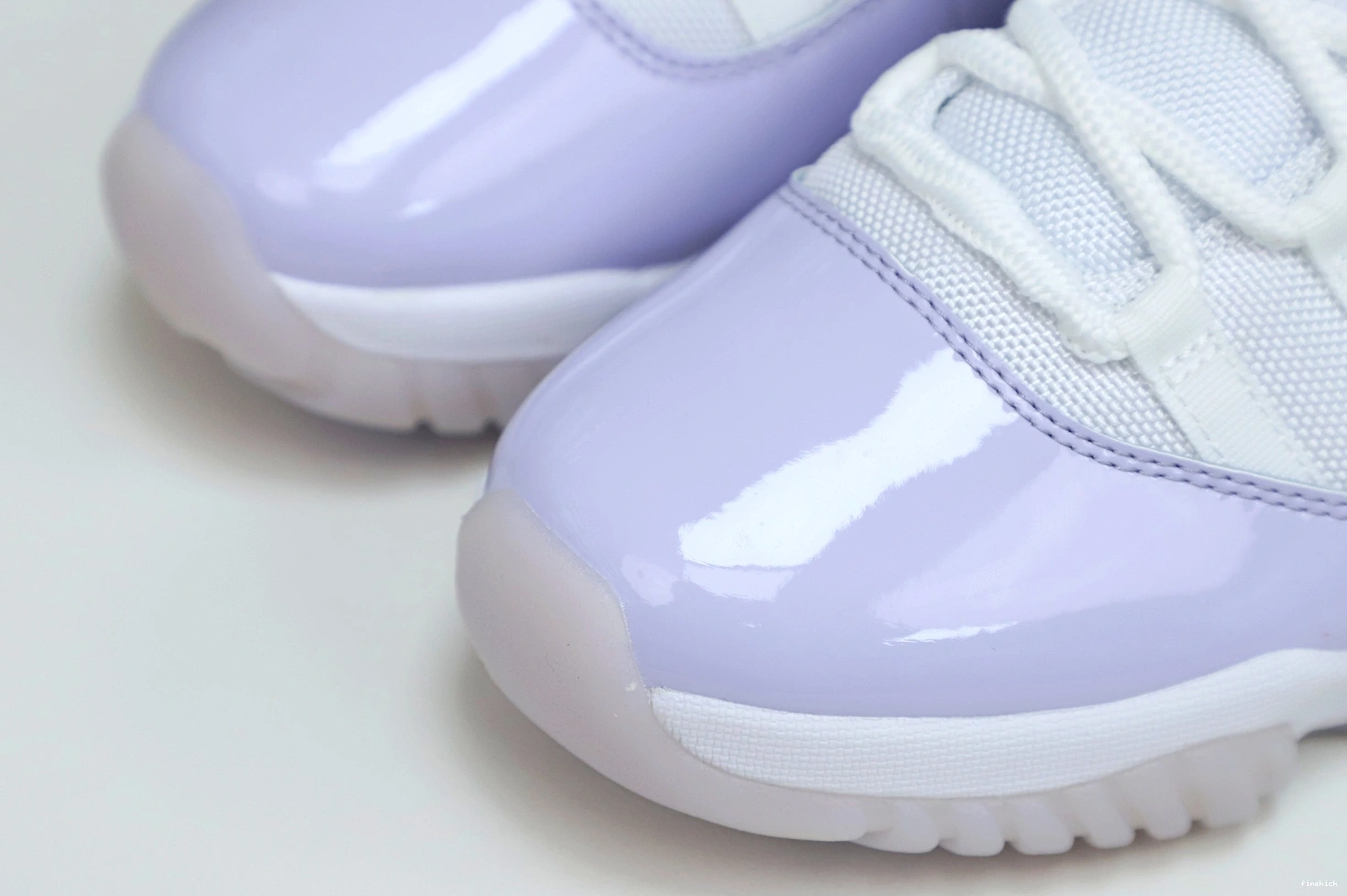 VIOLET LOW 11 JORDAN PURE AIR 0303